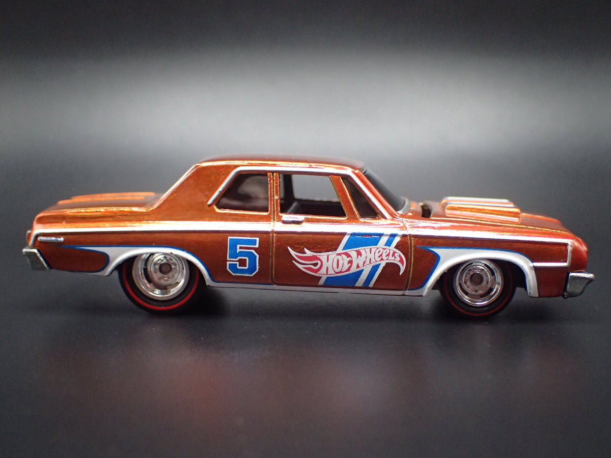 1964 64 DODGE 330 NHRA ORANGE 1/64 SCALE COLLECTIBLE DIECAST MODEL CAR