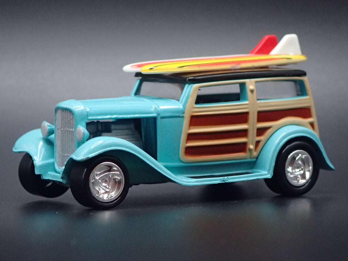 1932 FORD WOODIE WOODY WAGON HOT ROD TEAL SURF 1:64 SCALE DIECAST MODEL CAR