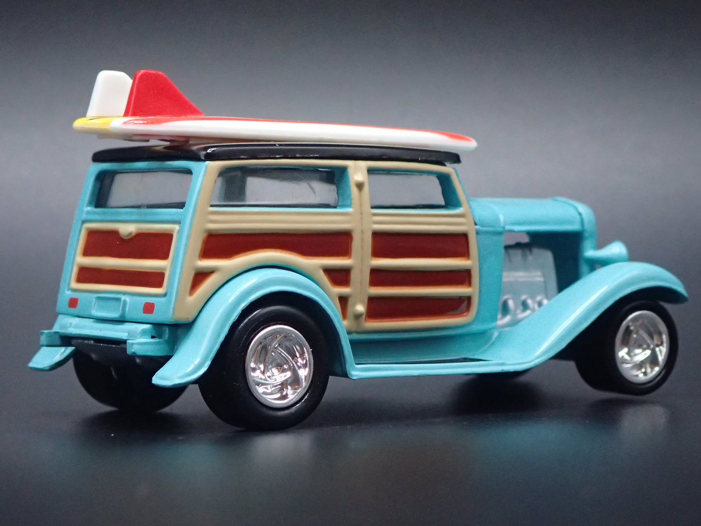 1932 FORD WOODIE WOODY WAGON HOT ROD TEAL SURF 1:64 SCALE DIECAST MODEL CAR