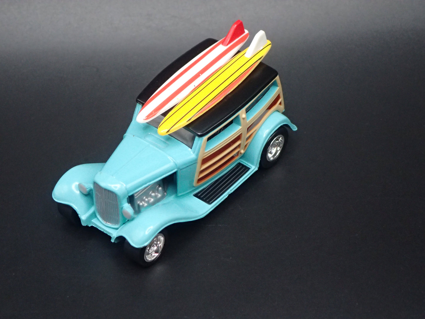 1932 FORD WOODIE WOODY WAGON HOT ROD TEAL SURF 1:64 SCALE DIECAST MODEL CAR