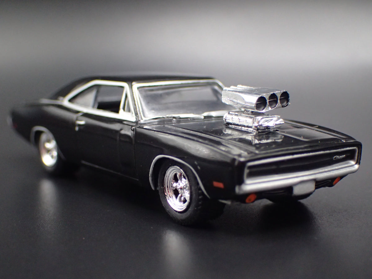 1970 70 DODGE CHARGER BLACK 1:64 SCALE COLLECTIBLE DIORAMA DIECAST MODEL CAR