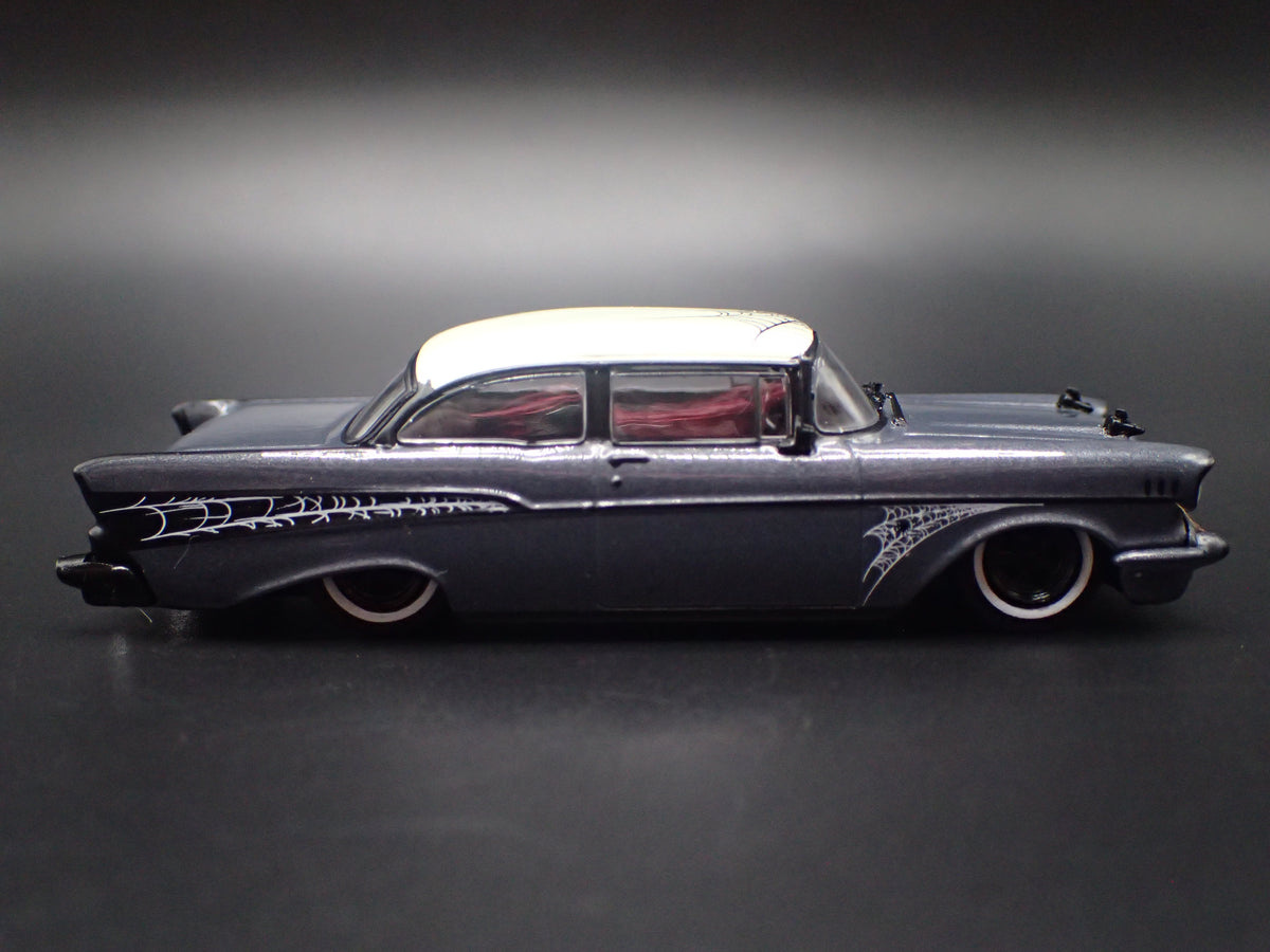 1957 57 CHEVY CHEVROLET BEL AIR SEDAN GRAY 1:64 SCALE DIORAMA DIECAST MODEL CAR