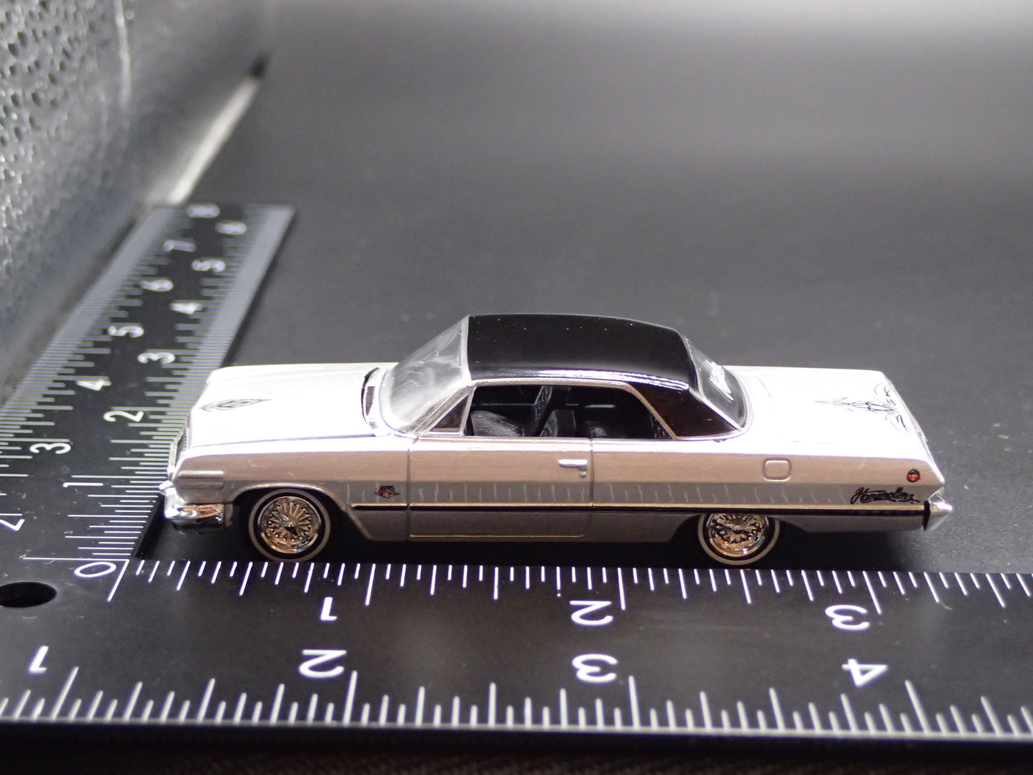1963 63 CHEVY CHEVROLET IMPALA LOWRIDER 1:64 SCALE DIORAMA DIECAST MODEL CAR