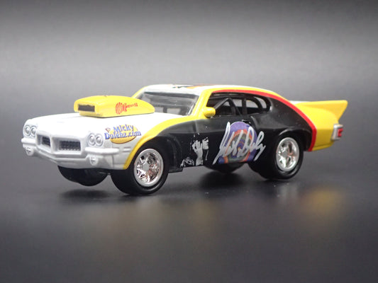1971 71 PONTIAC GTO NHRA PRO STREET THE MONKEES 1:64 SCALE DIECAST MODEL CAR
