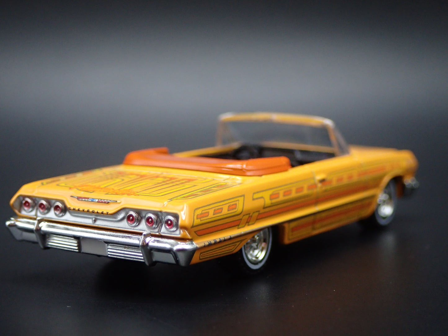 1963 63 CHEVY CHEVROLET IMPALA CONVERTIBLE 1:64 SCALE DIORAMA DIECAST MODEL CAR