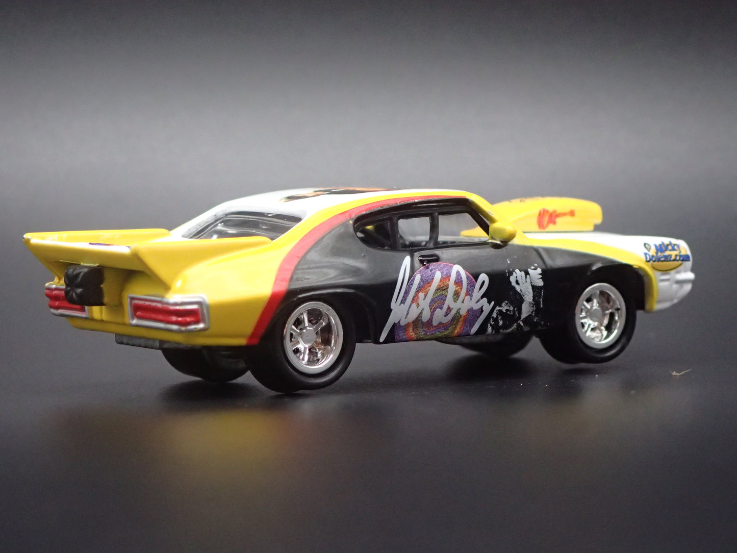 1971 71 PONTIAC GTO NHRA PRO STREET THE MONKEES 1:64 SCALE DIECAST MODEL CAR