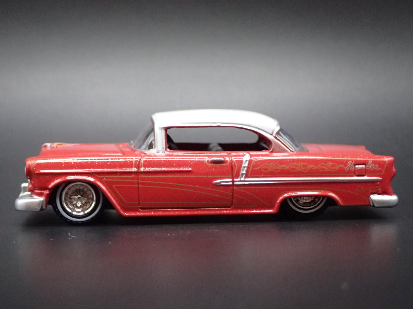 1955 55 CHEVY CHEVROLET BEL AIR LOWRIDER 1:64 SCALE DIORAMA DIECAST MODEL CAR