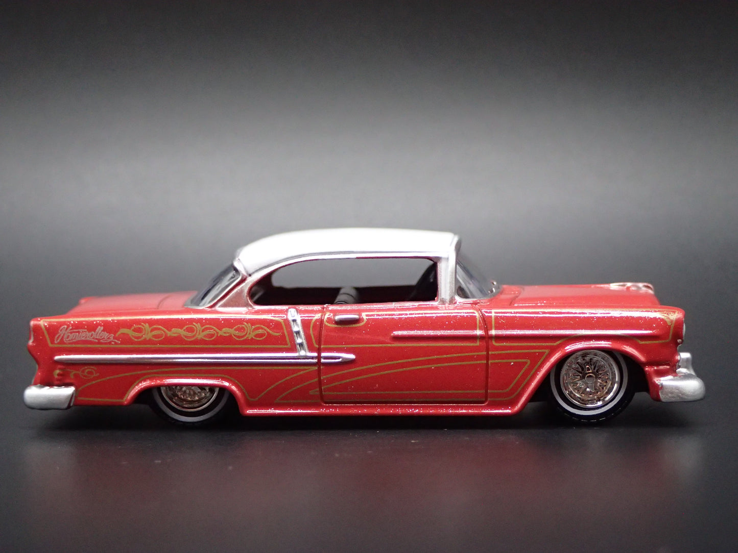 1955 55 CHEVY CHEVROLET BEL AIR LOWRIDER 1:64 SCALE DIORAMA DIECAST MODEL CAR