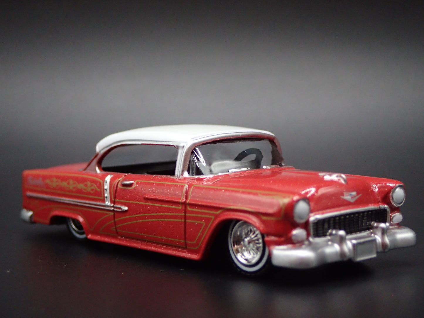 1955 55 CHEVY CHEVROLET BEL AIR LOWRIDER 1:64 SCALE DIORAMA DIECAST MODEL CAR