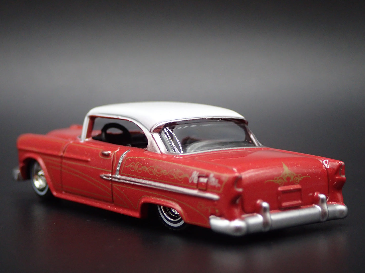 1955 55 CHEVY CHEVROLET BEL AIR LOWRIDER 1:64 SCALE DIORAMA DIECAST MODEL CAR
