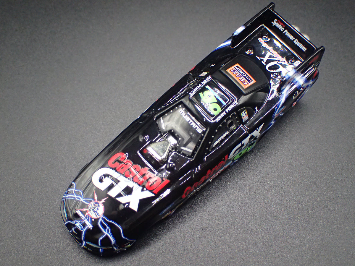 2000 FORD MUSTANG FUNNY CAR JOHN FORCE CASTROL GTX 1:64 SCALE DIECAST MODEL CAR