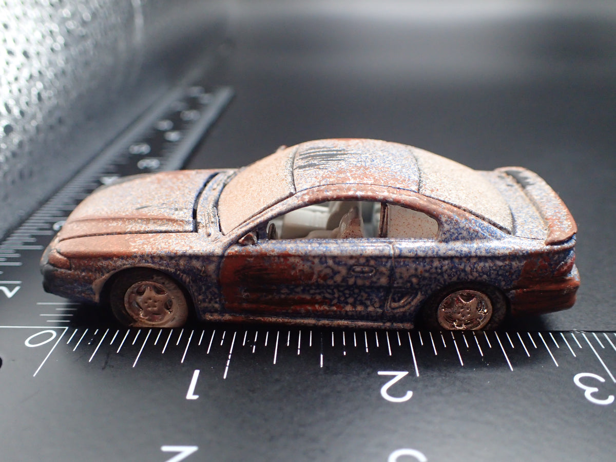 1997 97 FORD MUSTANG COBRA BARN FIND BLUE 1:64 SCALE DIORAMA DIECAST MODEL CAR