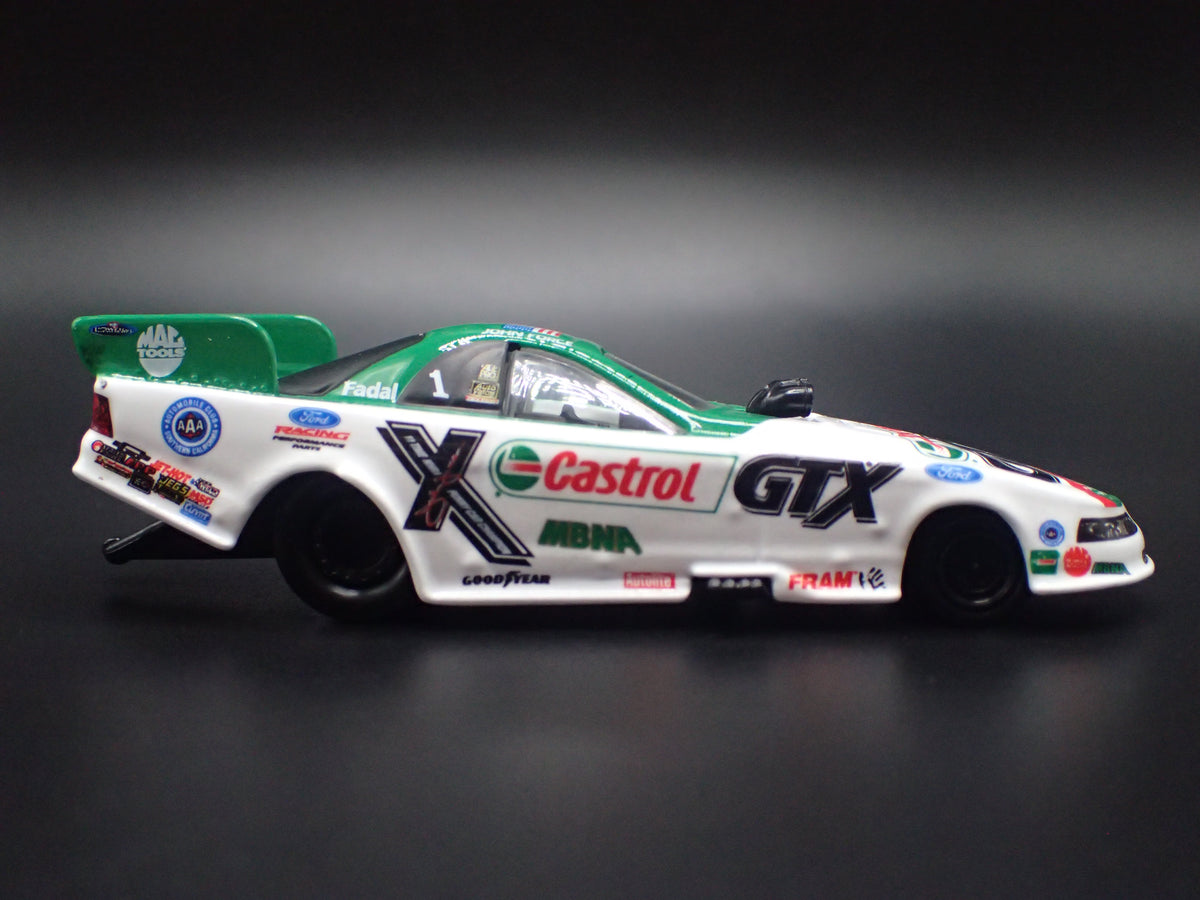 2001 FORD MUSTANG FUNNY CAR JOHN FORCE CASTROL GTX 1:64 SCALE DIECAST MODEL CAR