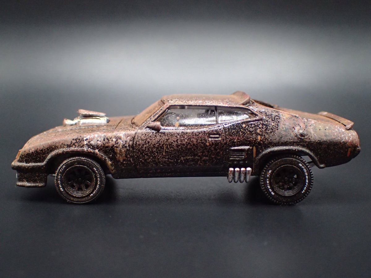 1973 73 FORD FALCON XB MAD MAX CUSTOM BARN FIND MUD 1:64 SCALE DIECAST MODEL CAR