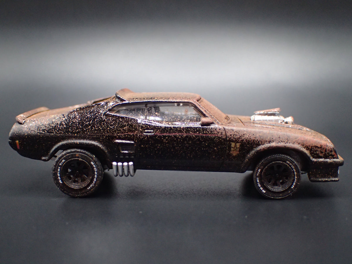 1973 73 FORD FALCON XB MAD MAX CUSTOM BARN FIND MUD 1:64 SCALE DIECAST MODEL CAR