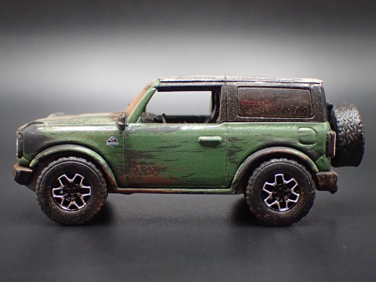 2021-2026 FORD BRONCO 2 FOUR DOOR CUSTOM MUDDY 1:64 SCALE DIECAST MODEL CAR