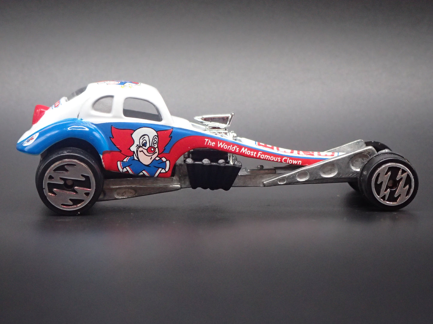 VW VOLKSWAGEN BEETLE BUGABOO DRAGSTER BOZO CLOWN 1:64 SCALE DIECAST MODEL CAR