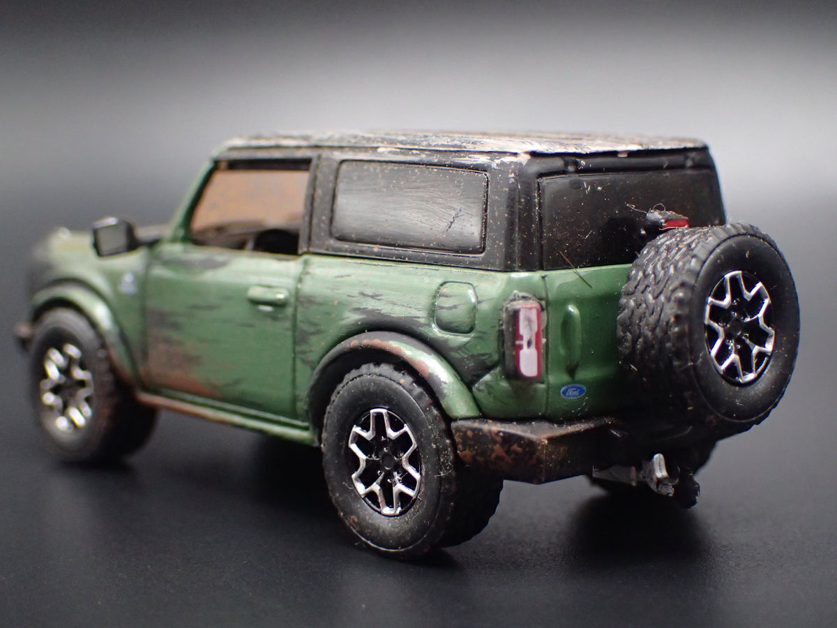 2021-2026 FORD BRONCO 2 FOUR DOOR CUSTOM MUDDY 1:64 SCALE DIECAST MODEL CAR