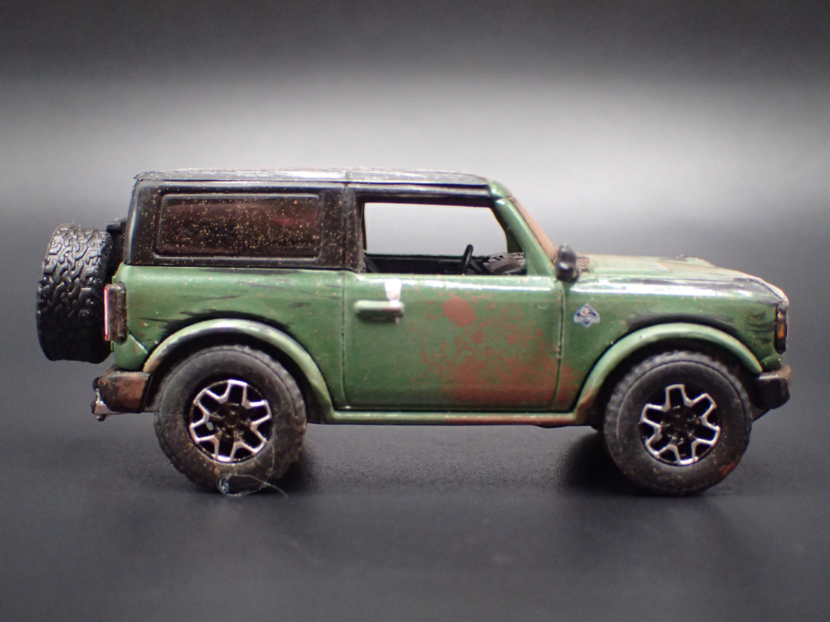 2021-2026 FORD BRONCO 2 FOUR DOOR CUSTOM MUDDY 1:64 SCALE DIECAST MODEL CAR