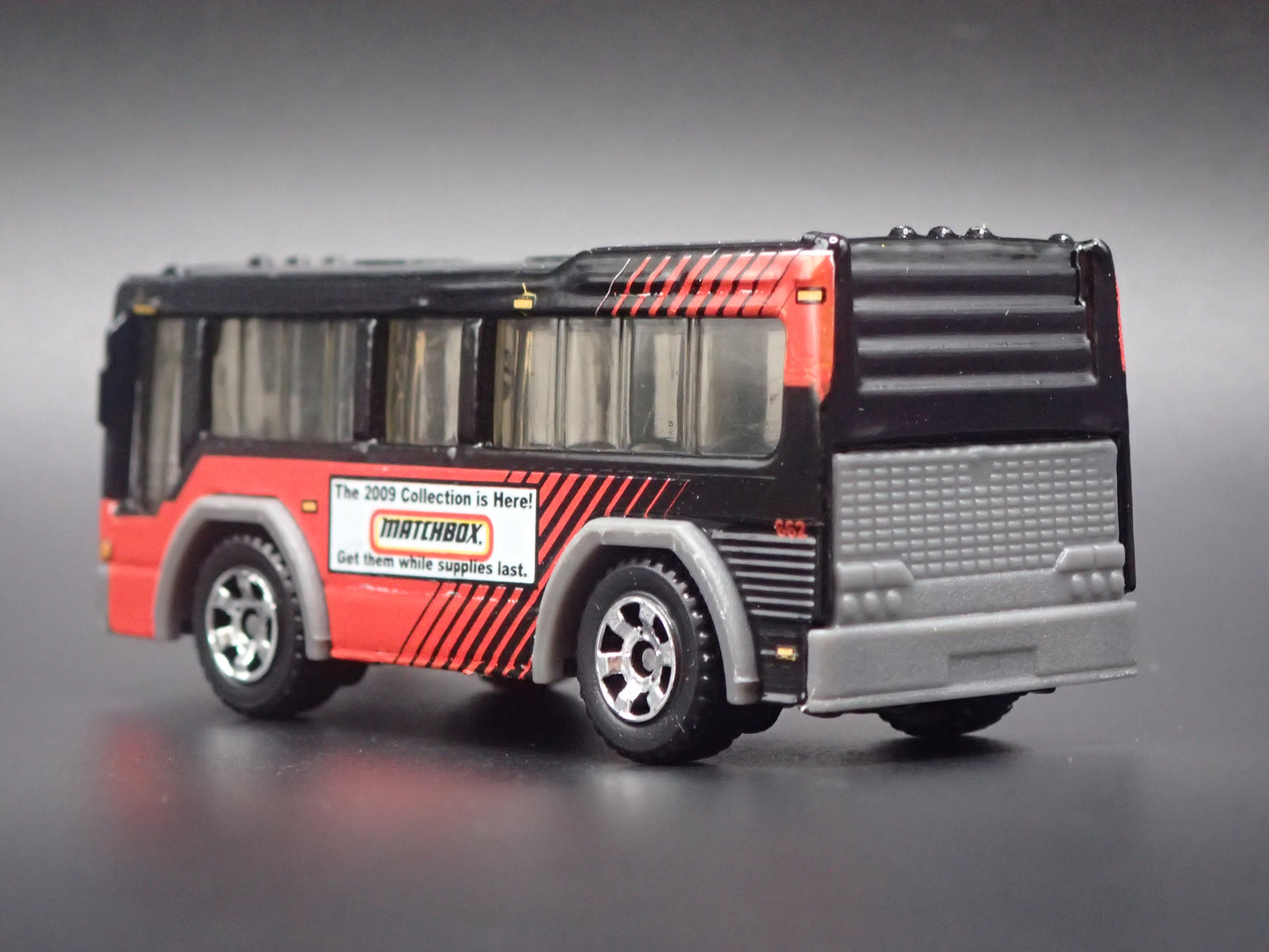 METRO CITY BUS 1:64 MB SCALE COLLECTIBLE DIORAMA DIECAST MODEL CAR