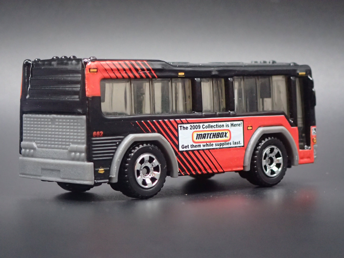METRO CITY BUS 1:64 MB SCALE COLLECTIBLE DIORAMA DIECAST MODEL CAR