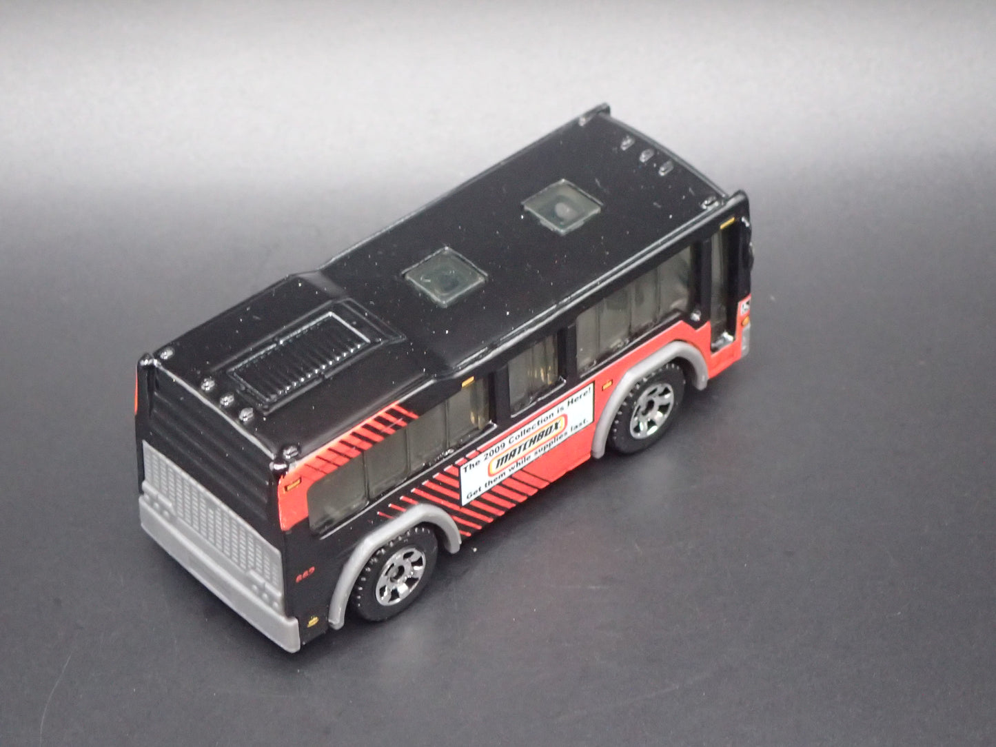 METRO CITY BUS 1:64 MB SCALE COLLECTIBLE DIORAMA DIECAST MODEL CAR