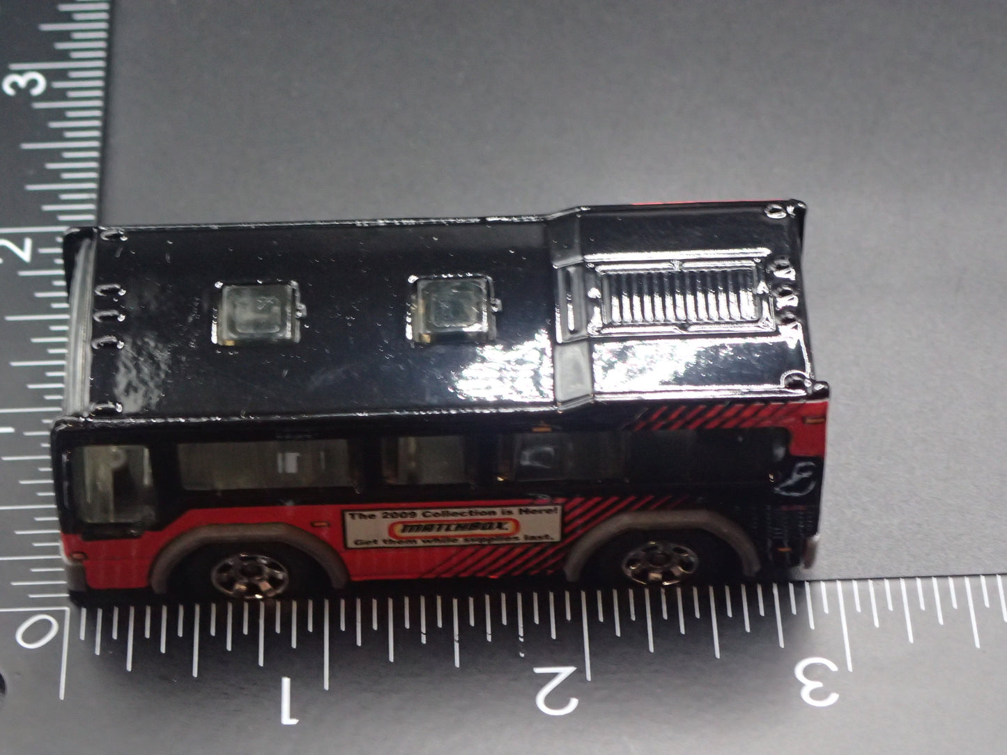 METRO CITY BUS 1:64 MB SCALE COLLECTIBLE DIORAMA DIECAST MODEL CAR
