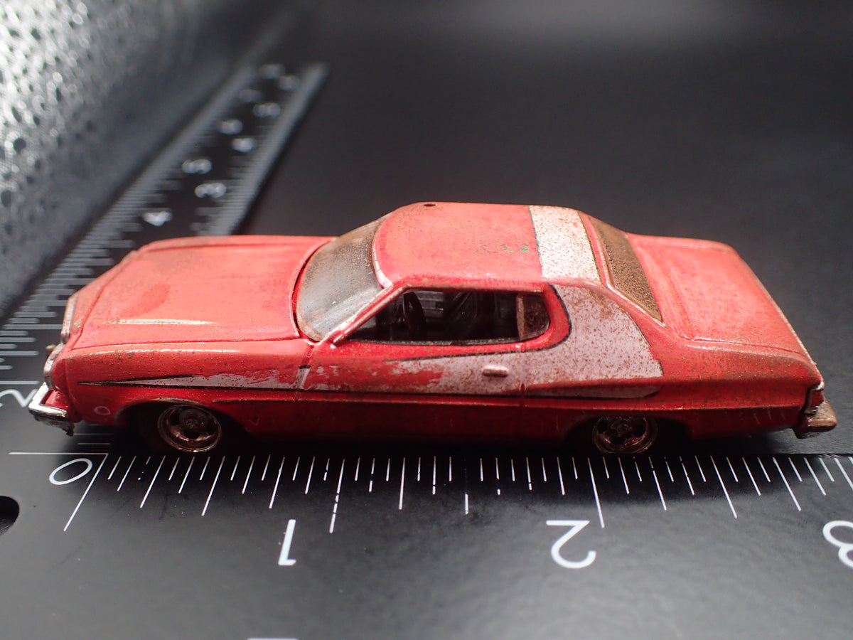 1976 76 FORD GRAN TORINO STARSKY & HUTCH BARN FIND 1:64 SCALE DIECAST CAR
