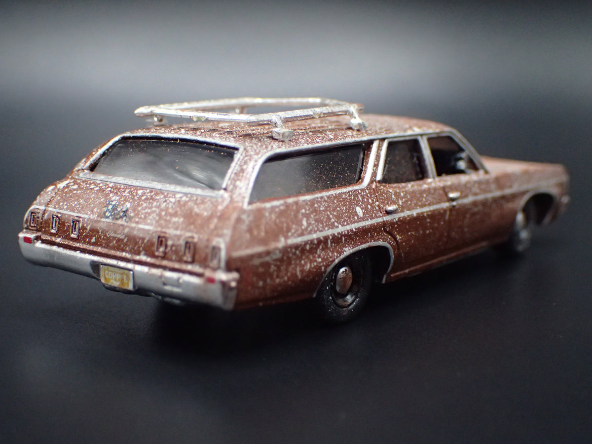 1970 CHEVY CHEVROLET KINGSWOOD ESTATE STATION WAGON BARN FIND 1/64 DIECAST CAR