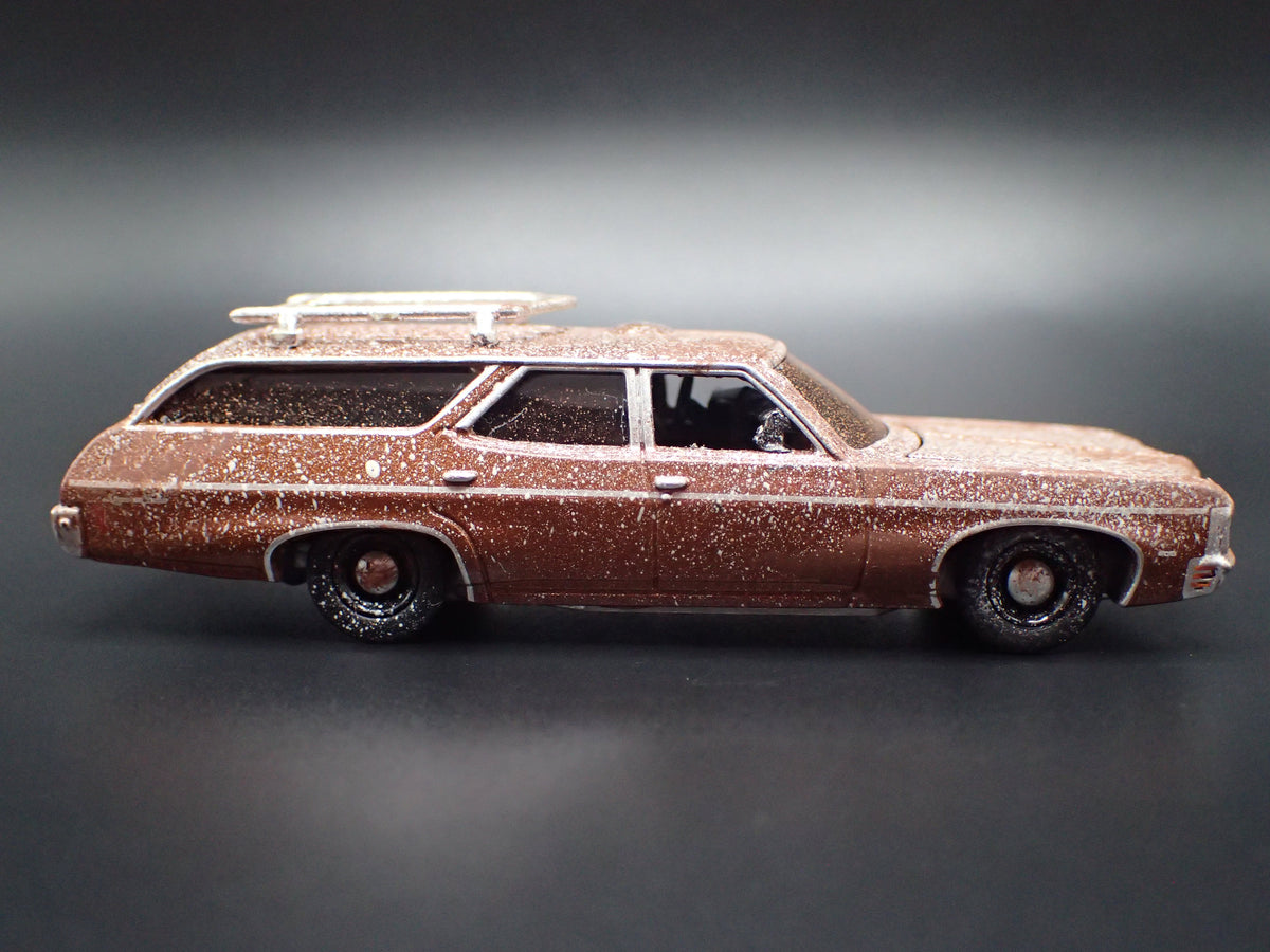 1970 CHEVY CHEVROLET KINGSWOOD ESTATE STATION WAGON BARN FIND 1/64 DIECAST CAR