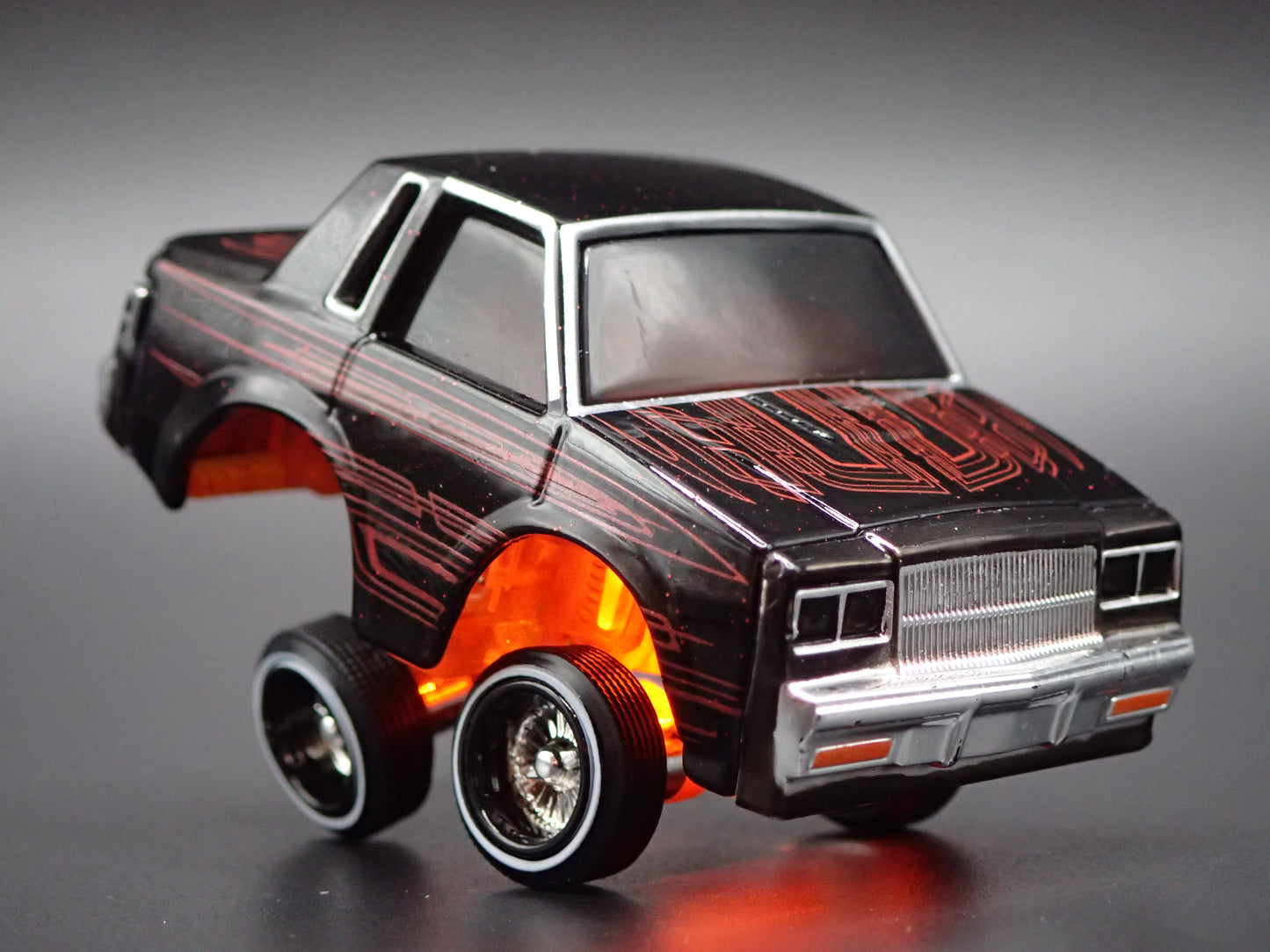 1987 87 BUICK REGAL CAR TUNED LOWRIDER BLACK 1:64 SCALE DIORAMA DIECAST MODEL CAR