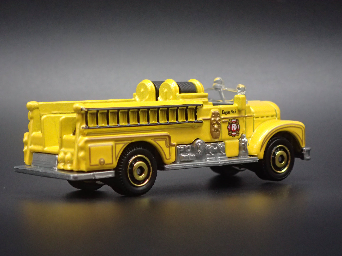 SEAGRAVE FIRE ENGINE FIRE TRUCK YELLOW 1/64 MB SCALE DIORAMA DIECAST MODEL CAR