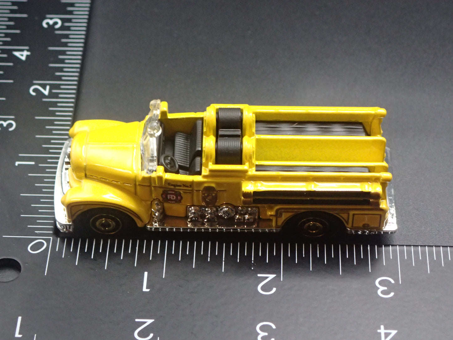 SEAGRAVE FIRE ENGINE FIRE TRUCK YELLOW 1/64 MB SCALE DIORAMA DIECAST MODEL CAR