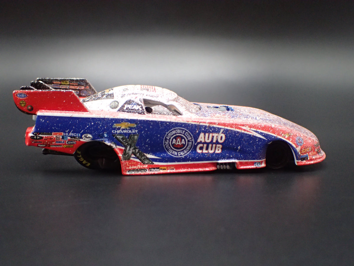 2019 19 ROBERT HIGHT NHRA FUNNY CAR CHEVY CAMARO AAA 1:64 SCALE DIECAST MODEL