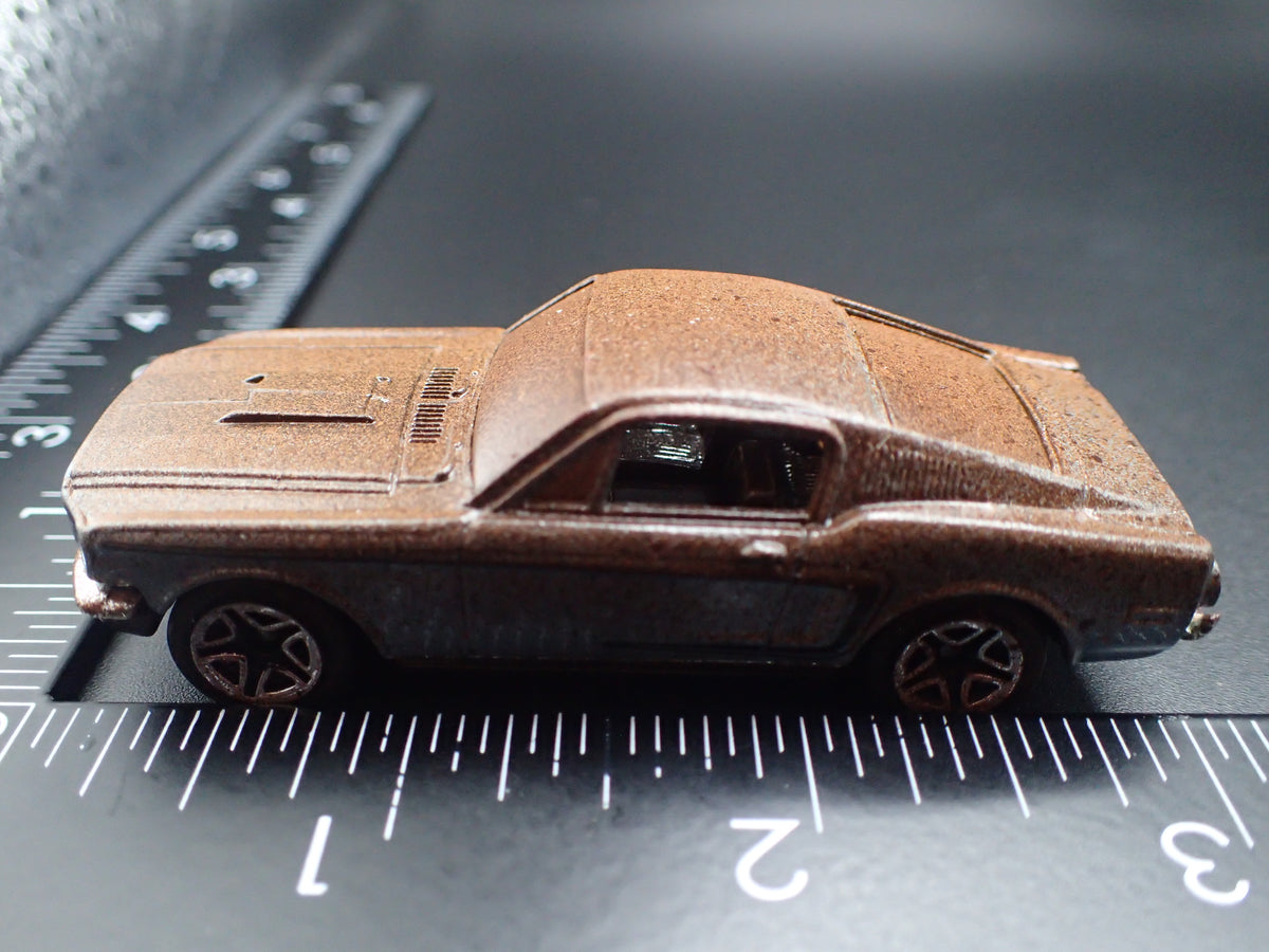 1968 68 FORD MUSTANG COBRA JET 428 CUSTOM BARN FIND 1:64 SCALE DIECAST MODEL CAR