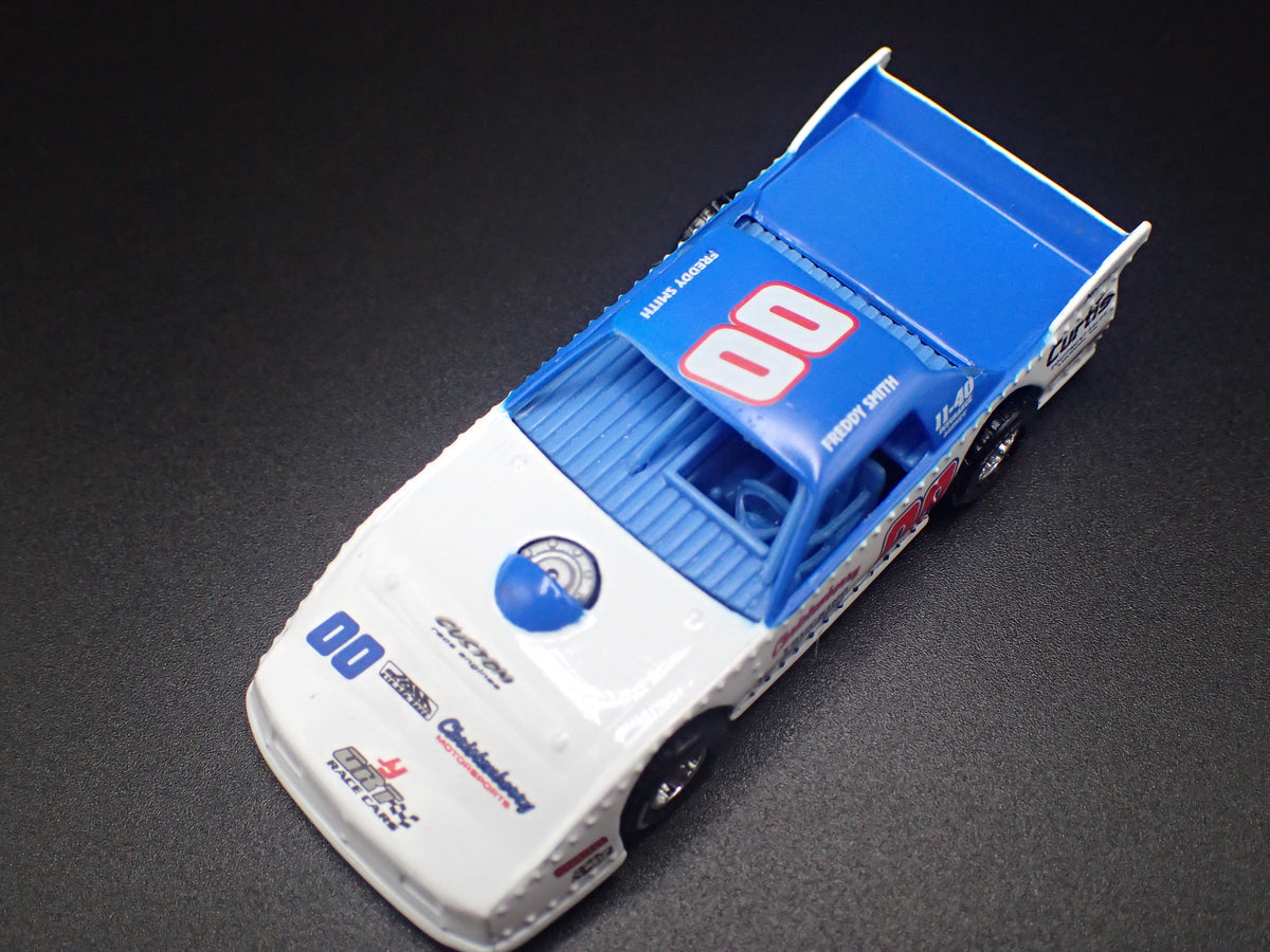 1996 96 DIRT TRACK RACING FREDDY SMITH 1:64 SCALE COLLECTIBLE DIECAST MODEL CAR