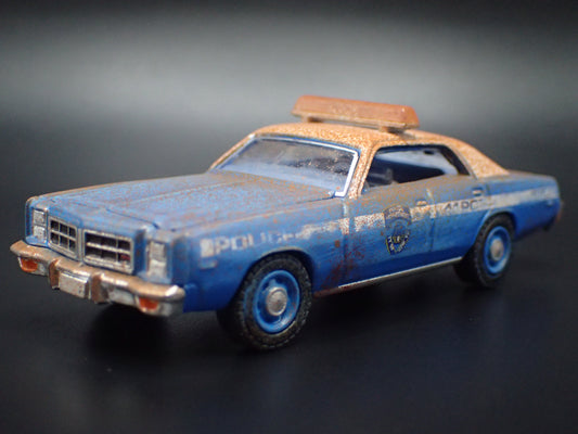 1978 78 DODGE MONACO NYPD CUSTOM BARN FIND 1/64 SCALE DIECAST MODEL CAR