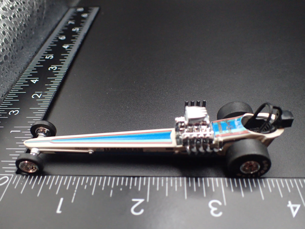 1967 67 THE HAWAIIAN NHRA TOP FUEL FRONT ENGINE DRAGSTER 1:64 SCALE DIECAST MODEL CAR