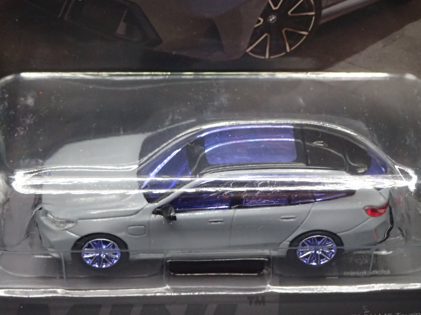 BMW M5 TOURING WAGON GREY, PURPLE CHASE TSM MODEL MINI GT 1096 1/64 SCALE 2026