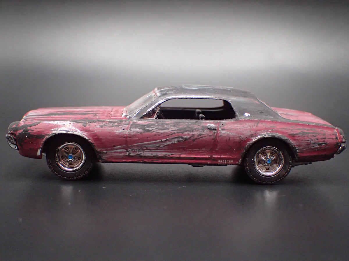 1967 67 MERC MERCURY COUGAR XR-7 GT BARN FIND 1:64 SCALE DIECAST MODEL CAR