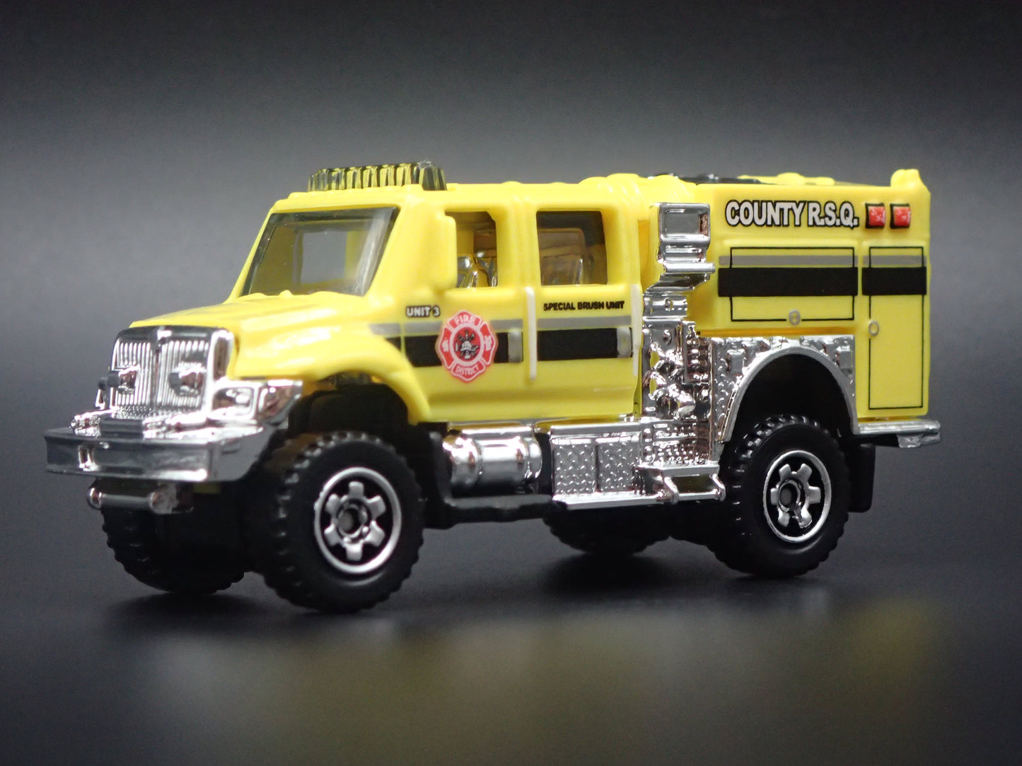INTERNATIONAL WORKSTAR BRUSH FIRE TRUCK COUNTY RSO 1:64 MB SCALE DIECAST MODEL CAR