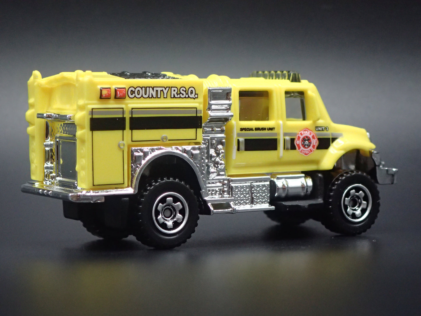 INTERNATIONAL WORKSTAR BRUSH FIRE TRUCK COUNTY RSO 1:64 MB SCALE DIECAST MODEL CAR