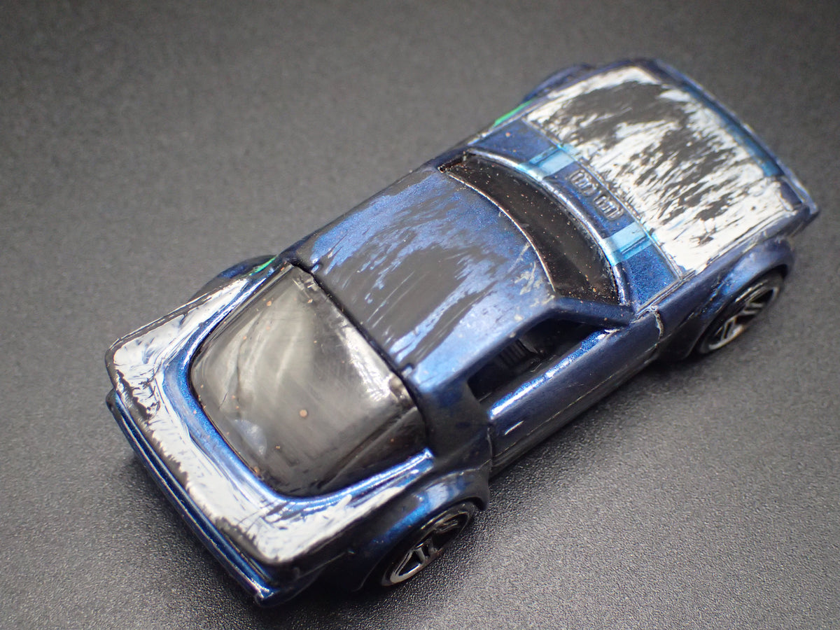 1978-1985 MAZDA RX7 JDM  CUSTOM BARN FIND 1:64 SCALE DIORAMA DIECAST MODEL CAR
