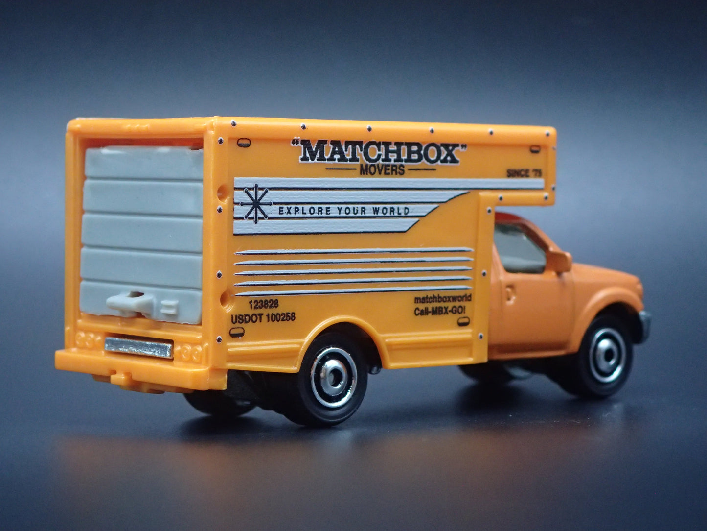 FORD F350 BOX MOVING TRUCK BUDGET VAN 1:64 MB SCALE DIECAST MODEL CAR