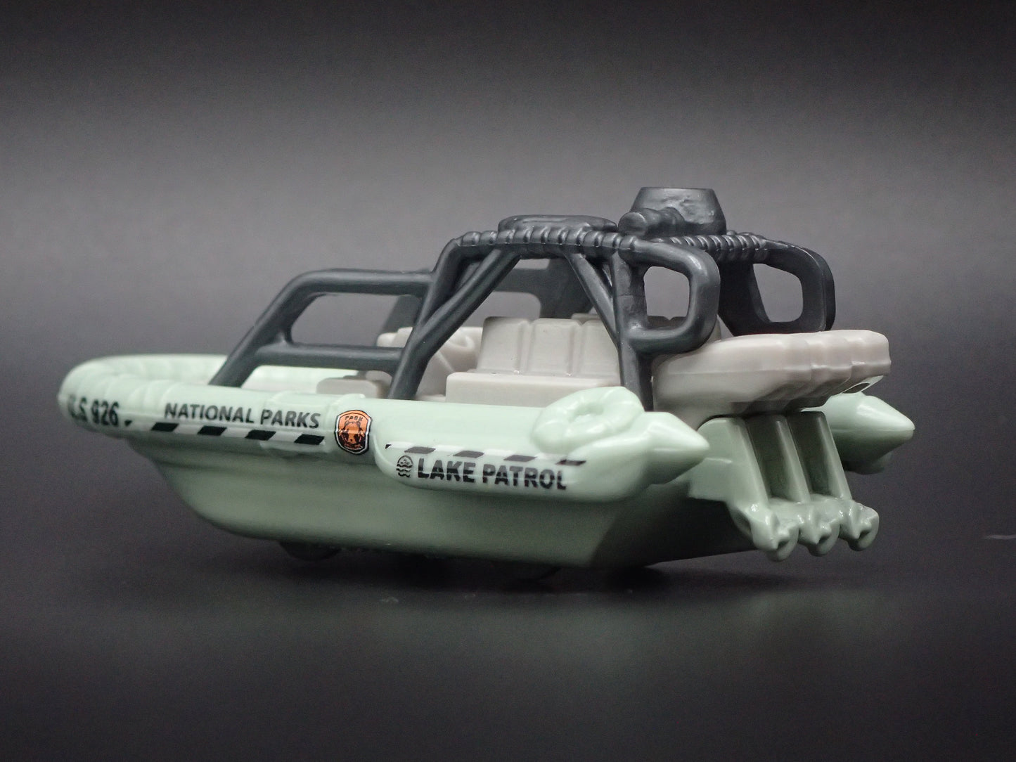 NATIONAL PARKS LAKE PATROL BOAT RARE 1:64 MB SCALE DIORAMA DIECAST MODEL CAR