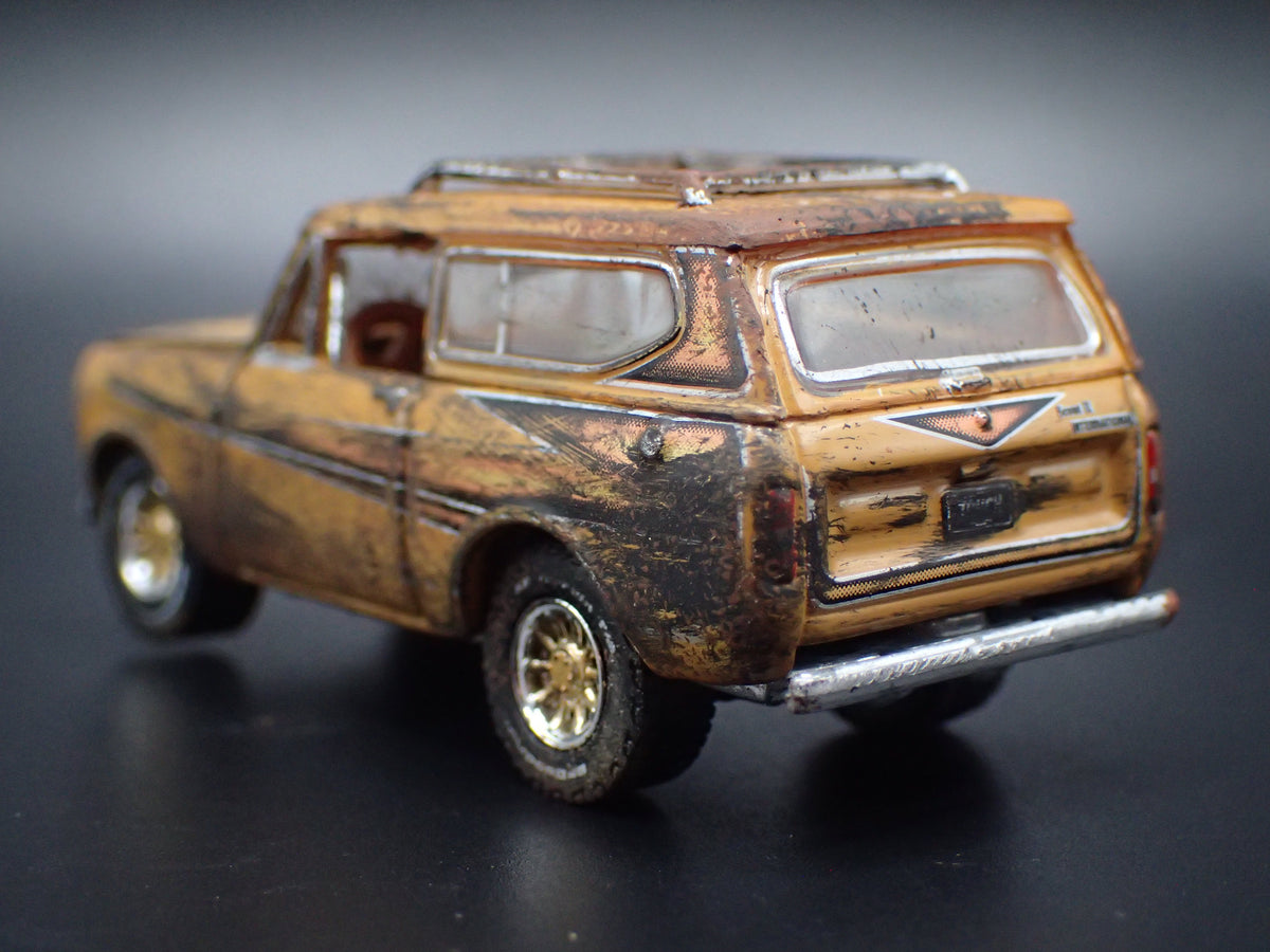 1979 79 INTERNATIONAL SCOUT II CUSTOM BARN FIND 1:64 SCALE DIECAST MODEL CAR