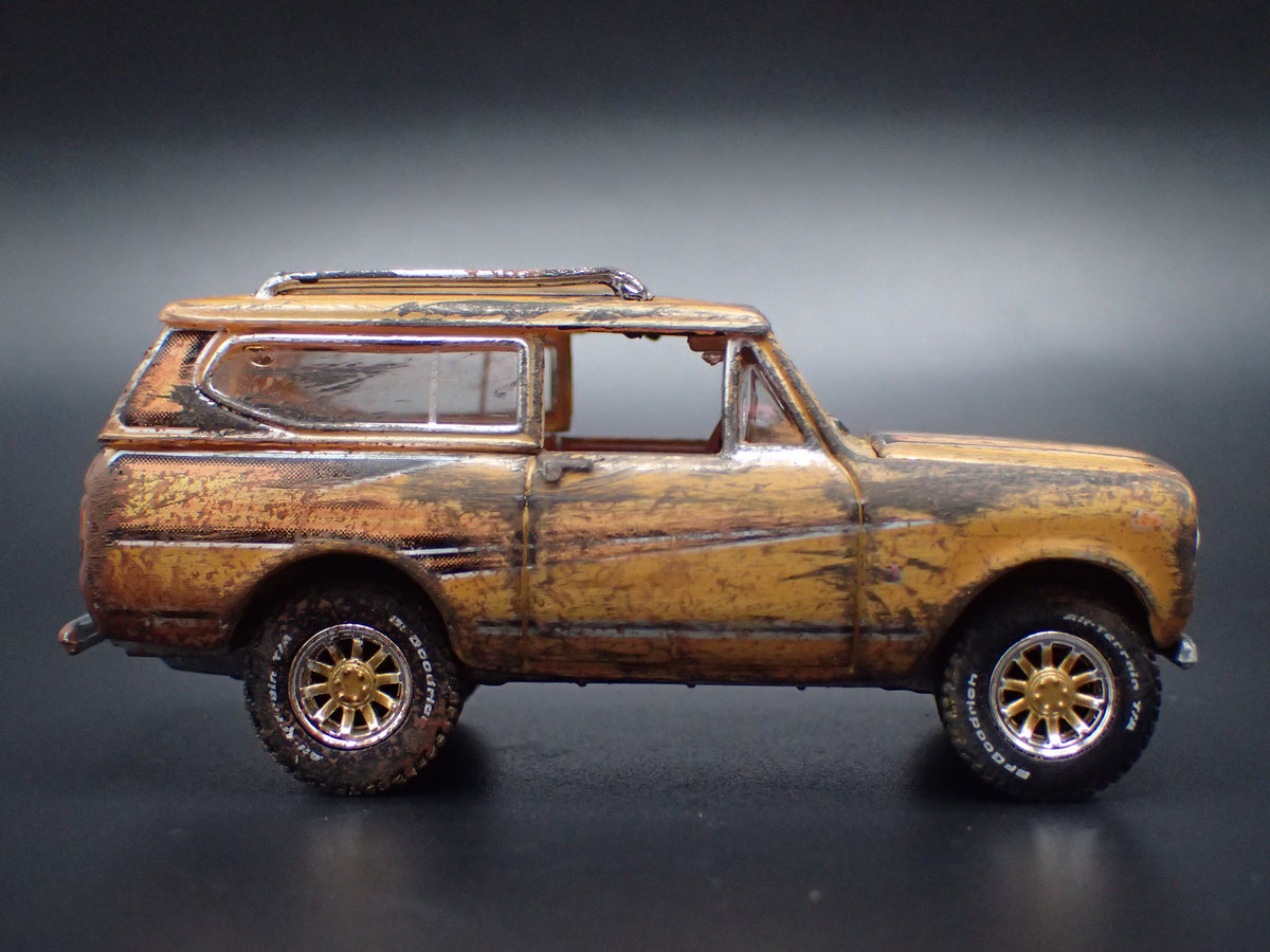 1979 79 INTERNATIONAL SCOUT II CUSTOM BARN FIND 1:64 SCALE DIECAST MODEL CAR