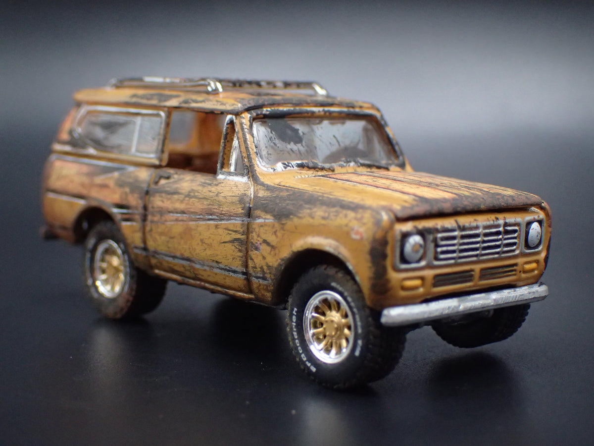 1979 79 INTERNATIONAL SCOUT II CUSTOM BARN FIND 1:64 SCALE DIECAST MODEL CAR