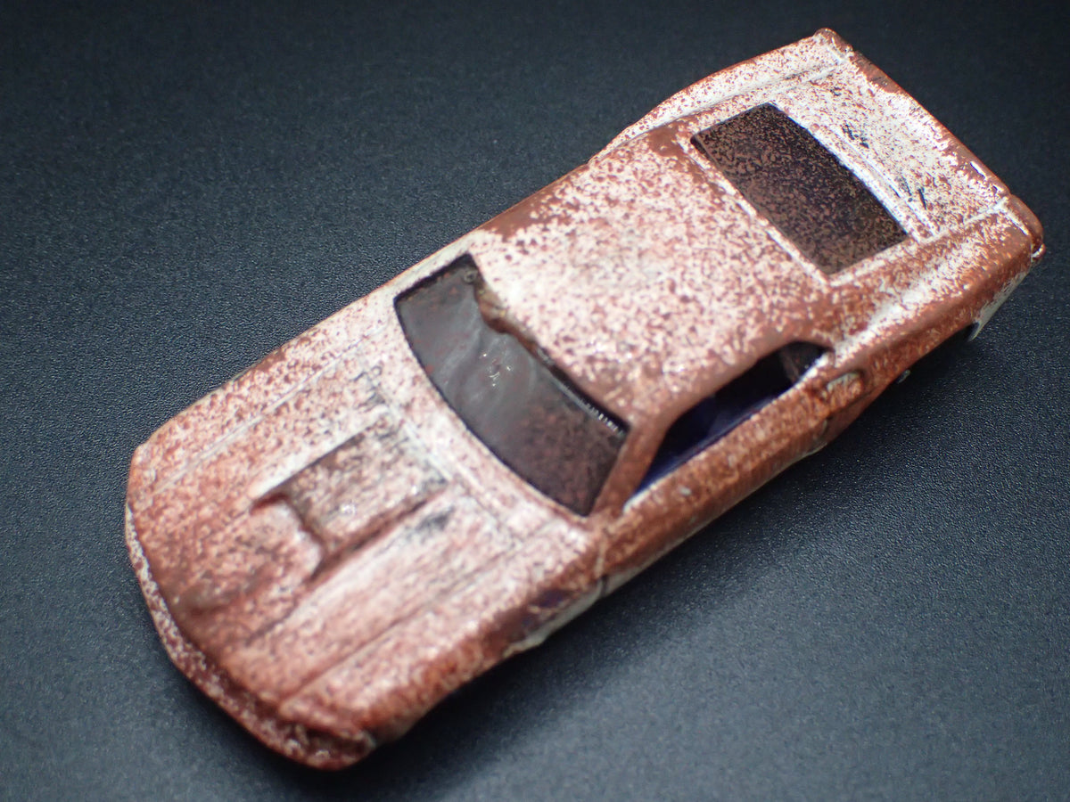 1969 69 FORD MUSTANG FASTBACK CUSTOM BARN FIND 1/64 SCALE DIECAST MODEL CAR