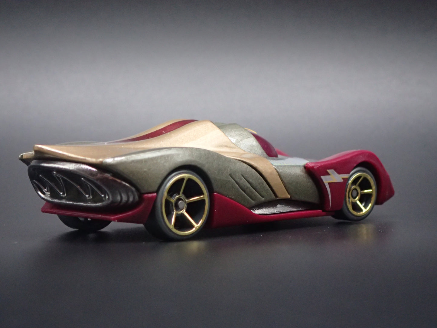 VISION MARVEL CHARACTER CARS 1/64 SCALE DIORAMA DIECAST MODEL CAR